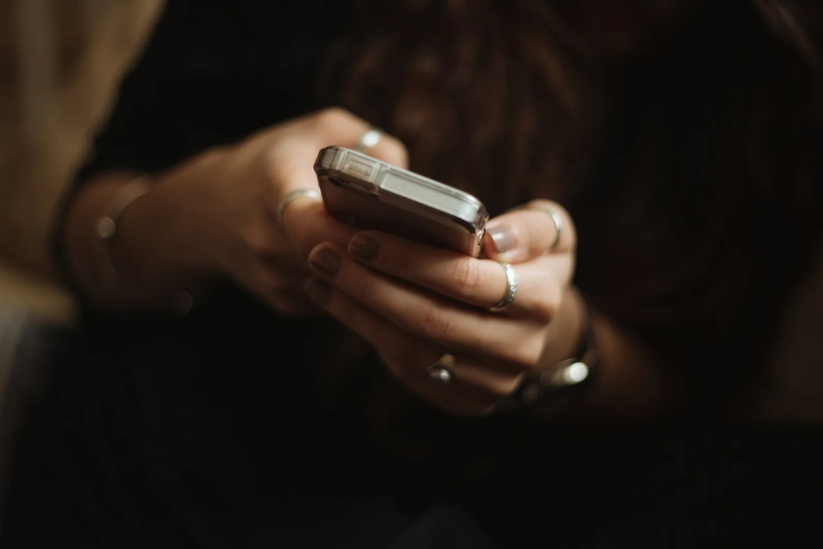 Hands holding a smartphone